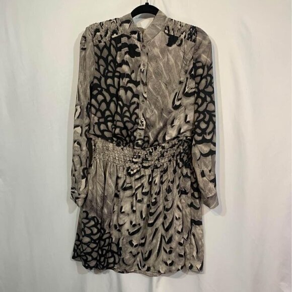 JESSICA Simpson dress. Lined. Elastic waist. Flowy. Gray/black. Mock neck. - Picture 1 of 10